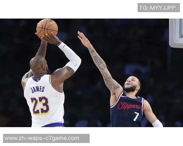 詹姆斯东契奇双星闪耀湖人战胜快船喜迎五连胜